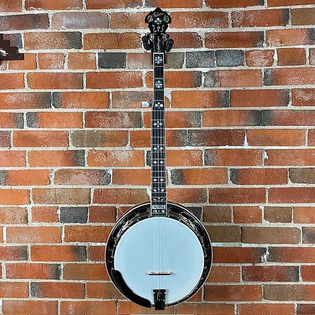 Gibson Earl Scruggs Standard 5-String Resonator Banjo (2002) – Elderly  Instruments