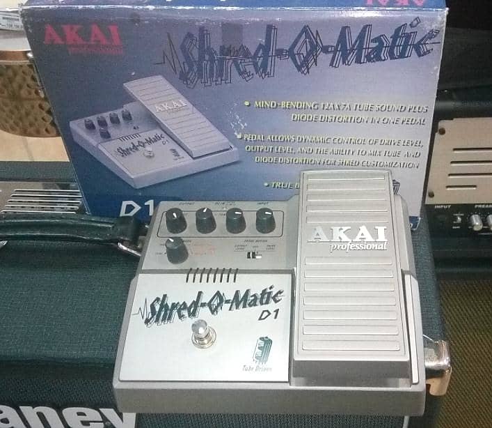 Akai D1 Shred-O-Matic Tube Distirtion (Japan) | Reverb Finland