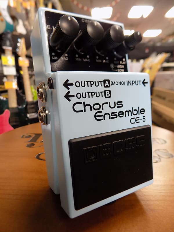 Boss CE-5 Chorus Ensemble (Blue or Pink Label) | Reverb