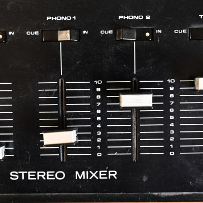 (C14583) Realistic Stereo Mixer image 6