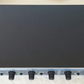 Aphex Dominator II 720 2 Channel Multiband Limiter Excellent Aphex Dominator II 720 2 Channel Multiband Limiter Excellent