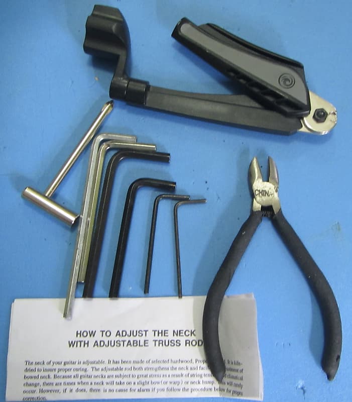 Waves String winder/clipper/wire cutter 2010's Reverb