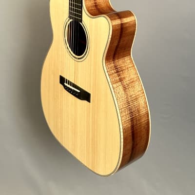 Froggy Bottom F Deluxe Cutaway Adirondack & Koa image 6