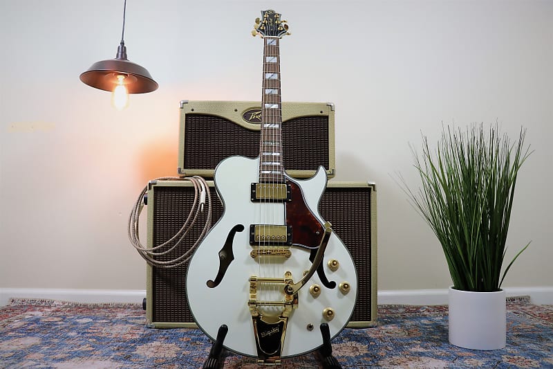 Greg Benett「RL4 LTD」Royal｜セミアコ