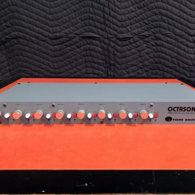 Oram Octasonic 8 Channel Microphone Preamp | Reverb