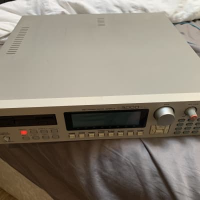 Akai S3000XL MIDI Stereo Digital Sampler 1996