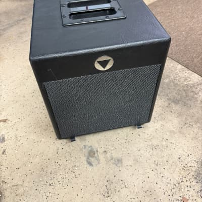 ネットで注文 DNS-110 DNA 1x10 Reverb | USED Cabinet Bass ベース