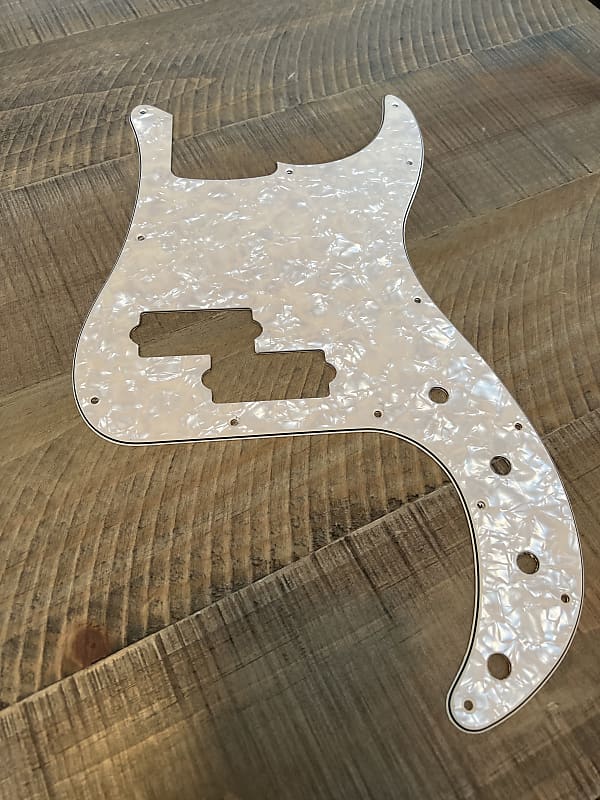 WD Music PBass Pickguard Reverb