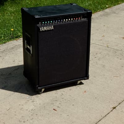 Yamaha B100-115 III | Reverb