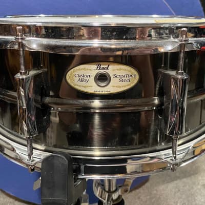 Pearl Sensitone Heritage Alloy 14x5 Steel Snare Drum - Used