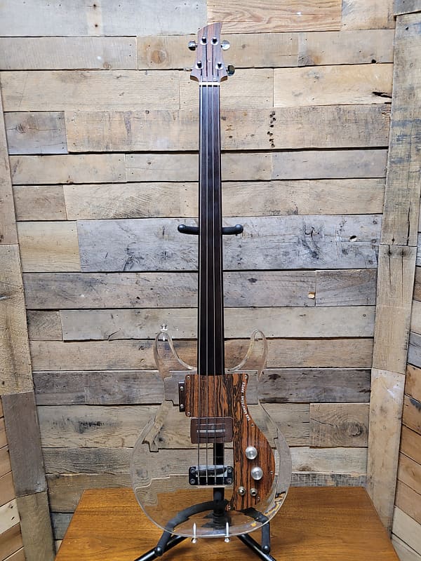 Dan Armstrong Ampeg Lucite Vintage 1971 Fretless Electric Bass Guitar image 1
