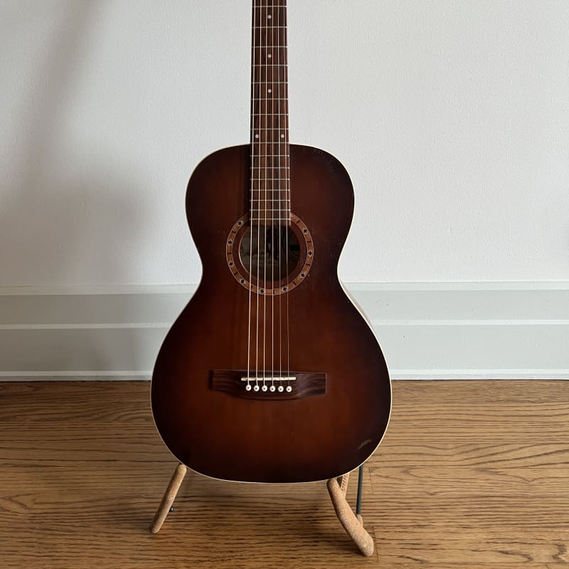 Art & Lutherie Folk Cedar Antique Burst Acoustic Guitar | Reverb