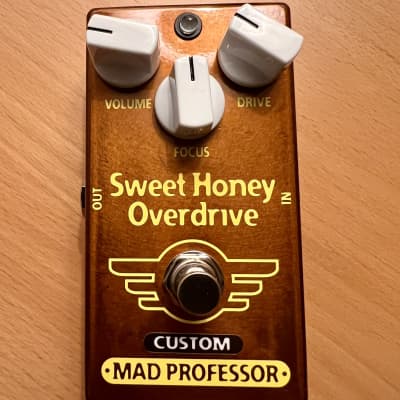 Mad Professor's Sweet Honey Overdrive with Fat Bee mod