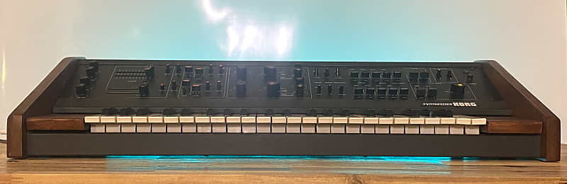 Korg 800 DV 70’s - just serviced ! - 100% fully working order image 1