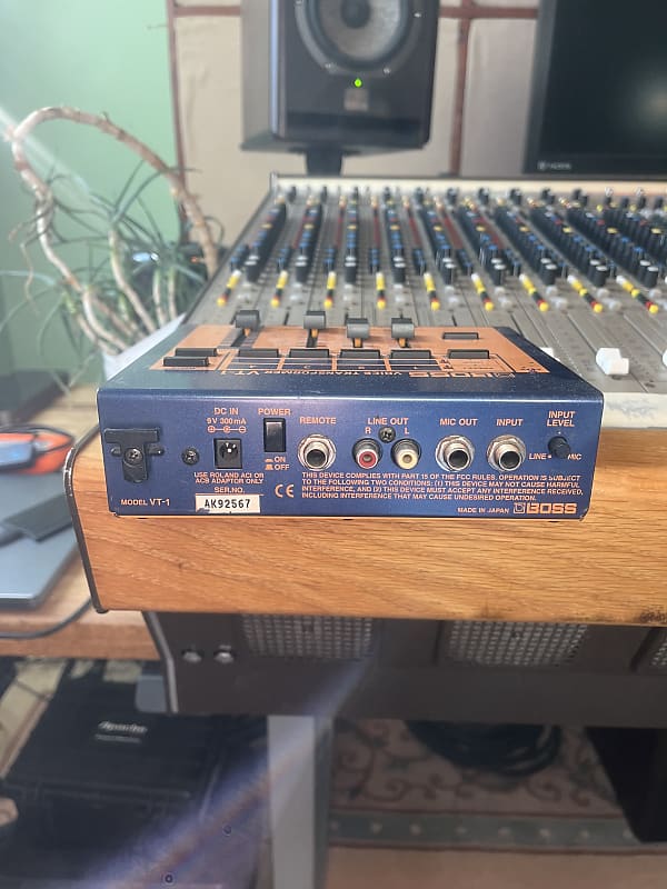 Boss VT-1 Voice Transformer | Reverb