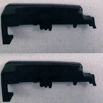 2 Black keys for YAMAHA MO6 Synthesizer.