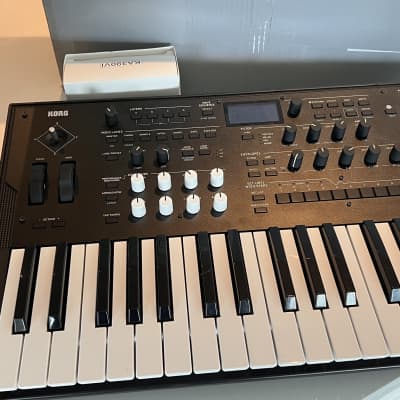 Korg Wavestate 37-Key Wave Sequencing Synthesizer 2020 - 2023 - Black