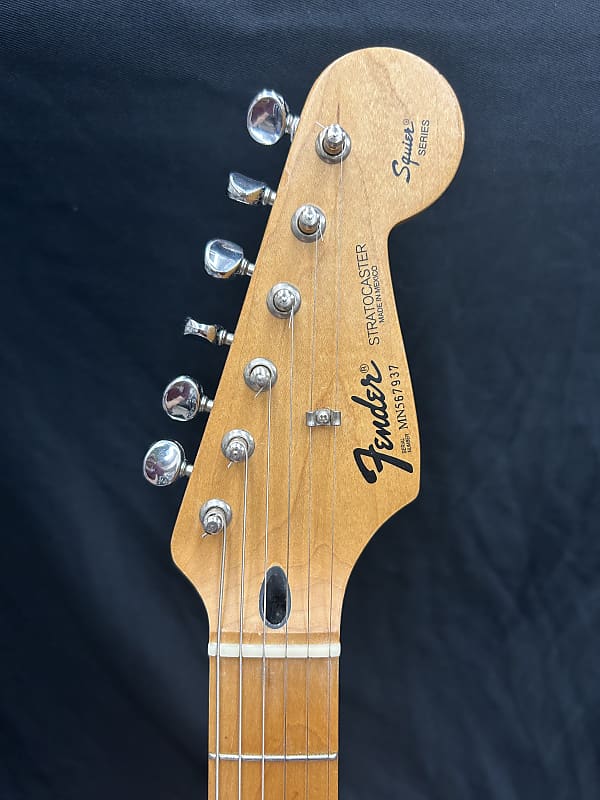 Fender MIM Squier Stratocaster - Black | Reverb