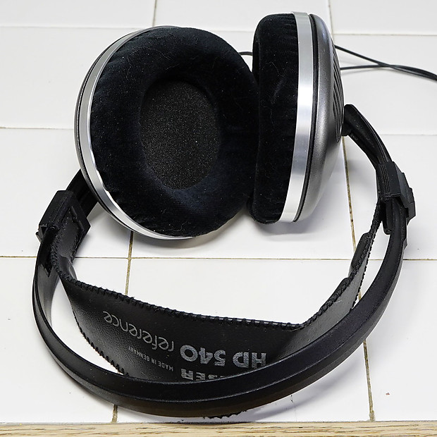 Sennheiser HD 540 Reference Headphones Reverb