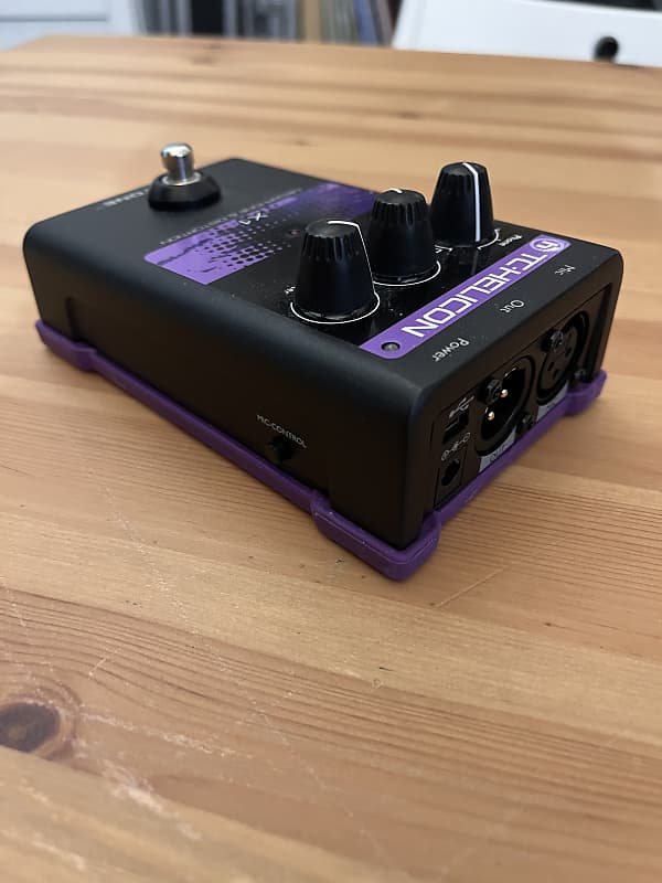 TC Helicon VoiceTone X1 | Reverb