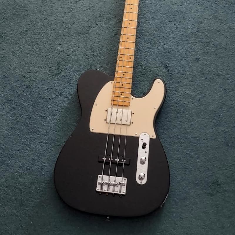 Squier Vintage Modified Telecaster Bass Special 2012 Rare