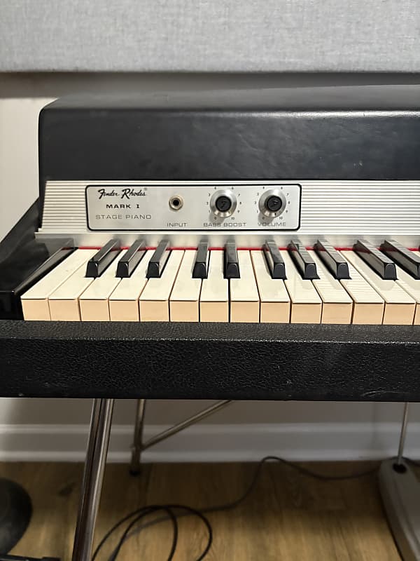 Fender Rhodes Mark I Stage 73-Key Electric Piano 1974