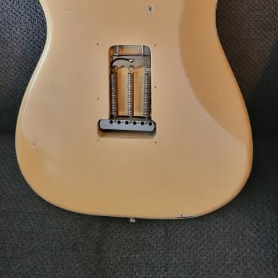 Fender Stratocaster avri vintage relic custom shop olympic White image 8