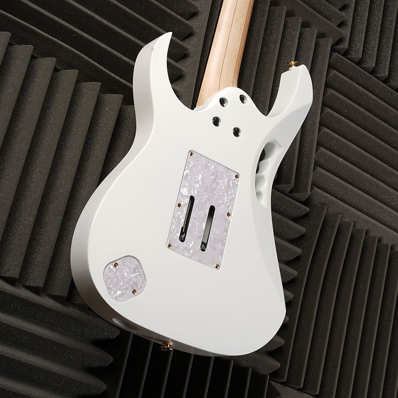 IIbanez JEM7V-WH Steve Vai Signature with Rosewood Fretboard