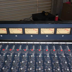 Soundcraft-8000-mixing-console-32-x-8-recording-mixer-works-great-tested image 2