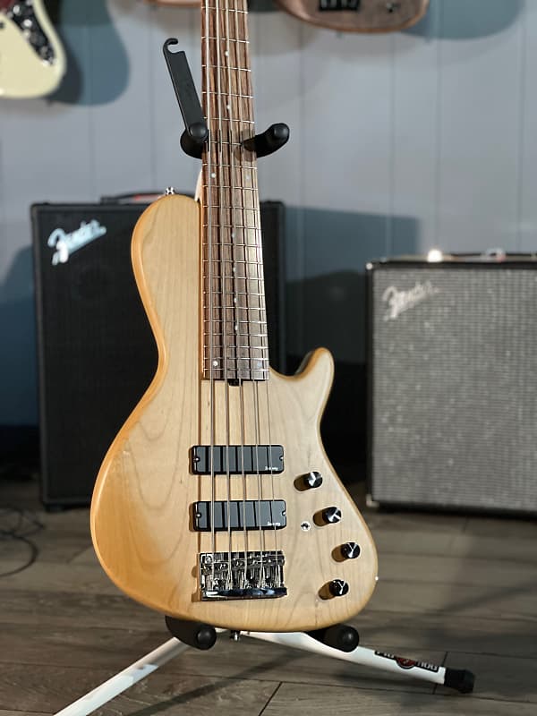 Sadowsky Metroline 24 Fret Singlecut Soapbar 5 String Bass, Red Alder,  Natural Satin W/ Portabag