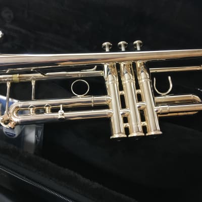 Yamaha YTR-8335IIGS Xeno Bb Trumpet USED/Demo image 5
