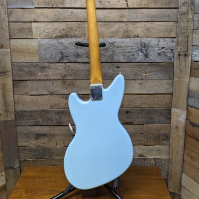 Fender MIM Kurt Cobain Jag-Stang Electric Guitar Rosewood Fingerboard Pearloid Inlay Sonic Blue image 4