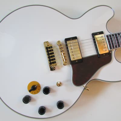 2022 Epiphone BB King Lucille Bone White International Ltd Edition of 300 w/Case, Tags & Gibson Strap NM/M for sale