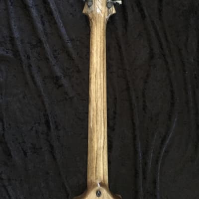 Black Diamond Super-V Custom Guitar w/case Highly Figured Korina Hand crafted image 9