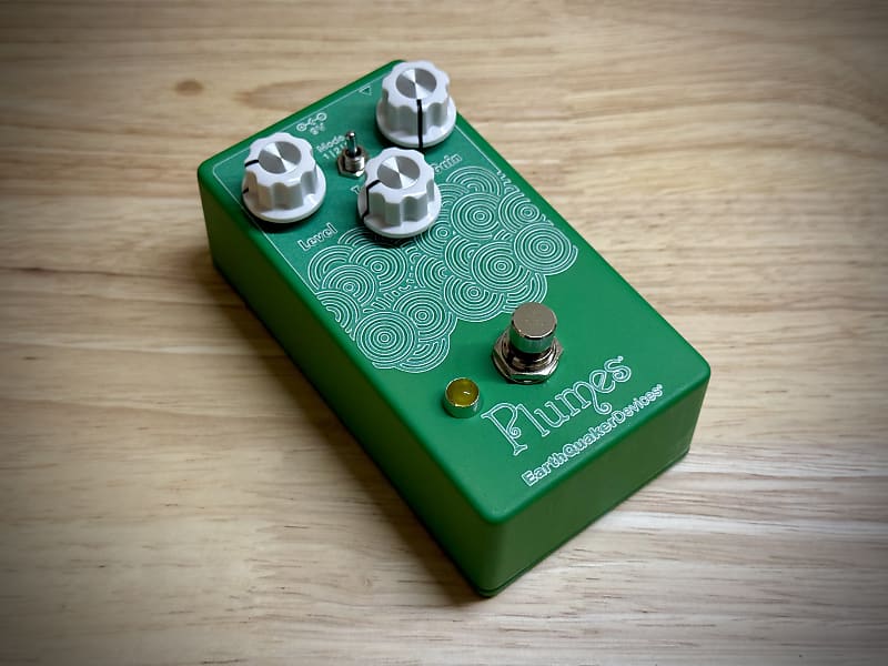 EarthQuaker Devices Plumes Small Signal Shredder