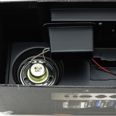 AC/DC Backtracks The Ultimate Box Set ULTRA RARE limited edition ‘DELUXE COLLECTOR'S EDITION image 6