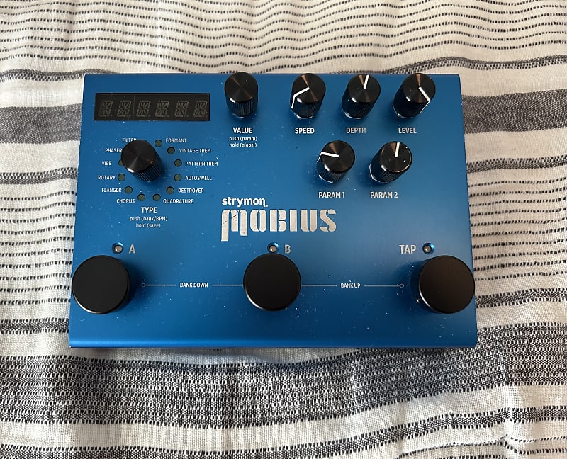 Strymon Mobius