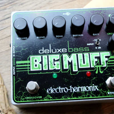 Electro-Harmonix "Deluxe Bass Big Muff Pi Distortion / Sustainer" image 5