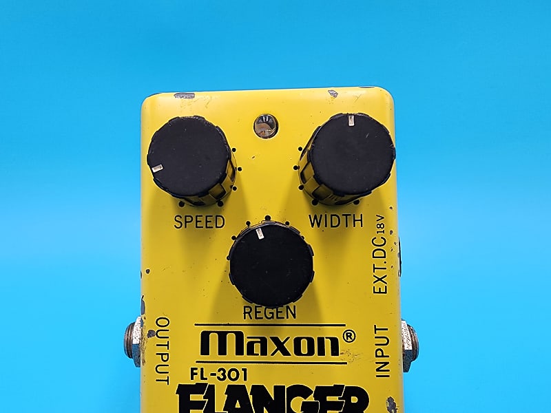 Vintage 80s Maxon FL-301 Flanger Guitar Effect Pedal Bass BBD MN3207 Ibanez