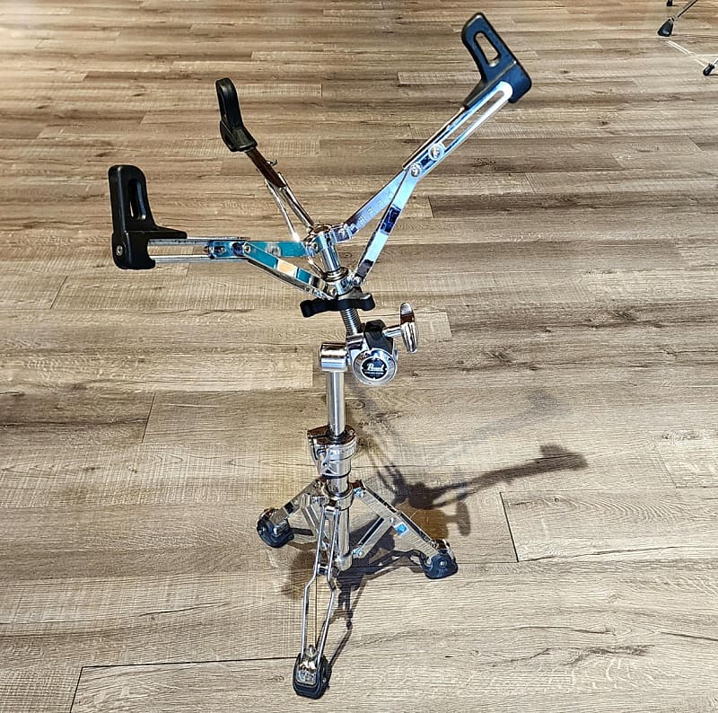 Used Pearl 2000 Snare Drum Stand Reverb