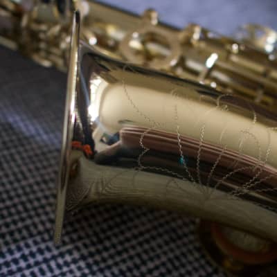 Gear4music Bb Tenor Saxophone - Lacquered Brass image 3