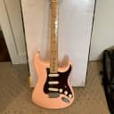 Fender Player Stratocaster with Maple Fretboard 2019 - 2021 - Shell Pink