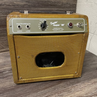 Fender Champion 600 5-Watt 1x6