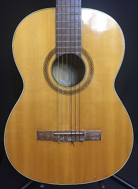 Kent classical deals guitar