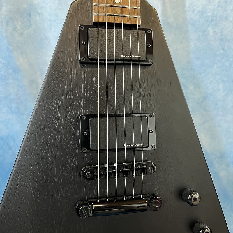 （今週末まで）EdwardsフライングV　E-FV-120D ESP Edwards E-FV-120D Vintage White converted to active
