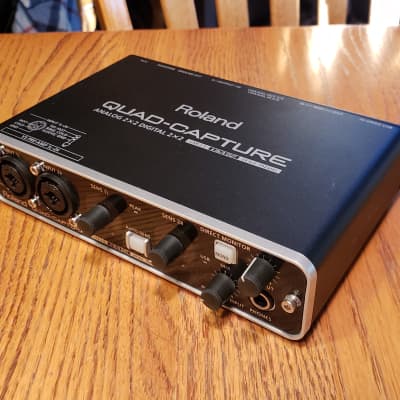 Roland UA-55 Quad-Capture USB 2.0 Audio Interface