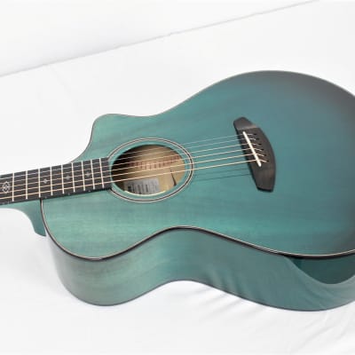 Breedlove Oregon Concert CE LTD Myrtlewood Mojito image 12