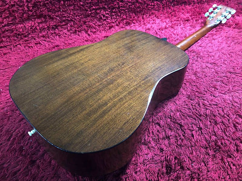 YAMAKI YW-15 ビンテージギター 70s Vシェイプネック マホガニー YAMAKI YW-15 ビンテージギター 70s Vシェイプネック マホガニー