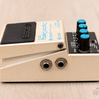 1984 Boss DD-2 Digital Delay Vintage Guitar Effects Pedal Long Chip, Blue Label Japan image 5