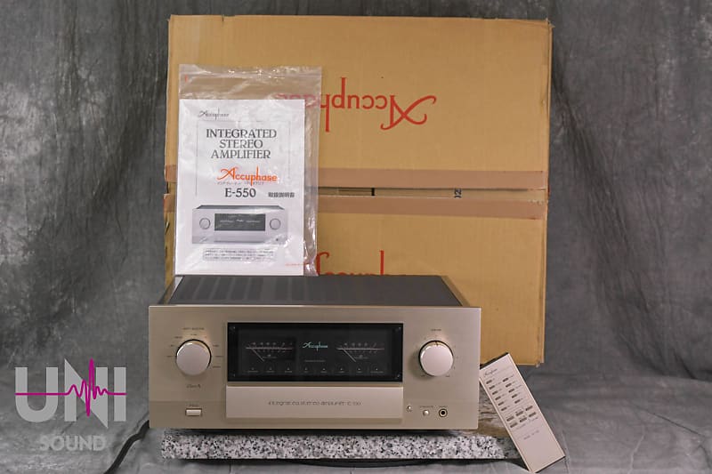 Accuphase E-550 Integrated  Amplifier in Excellent Condition  			